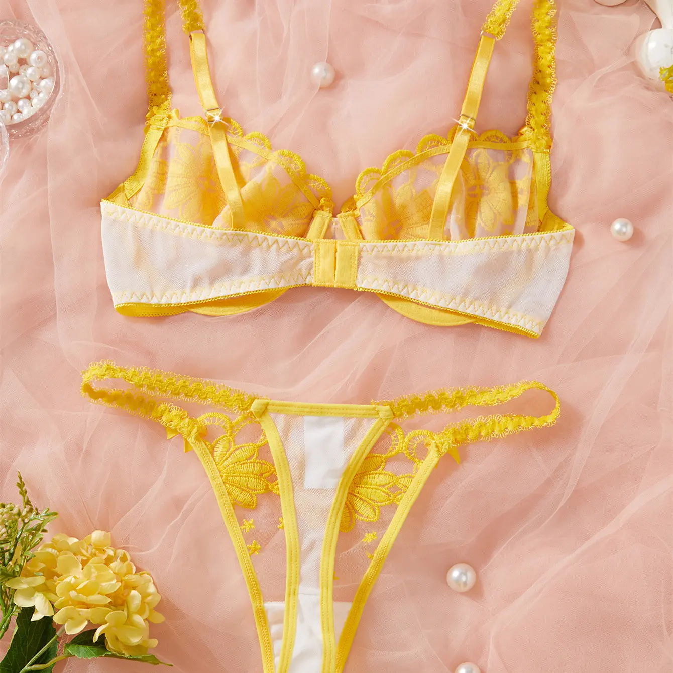 Women Lace Lingerie Set Flower Bra and Panty Set Low Waist Ladies 2-piece Underwear Sexy Exotic Sets