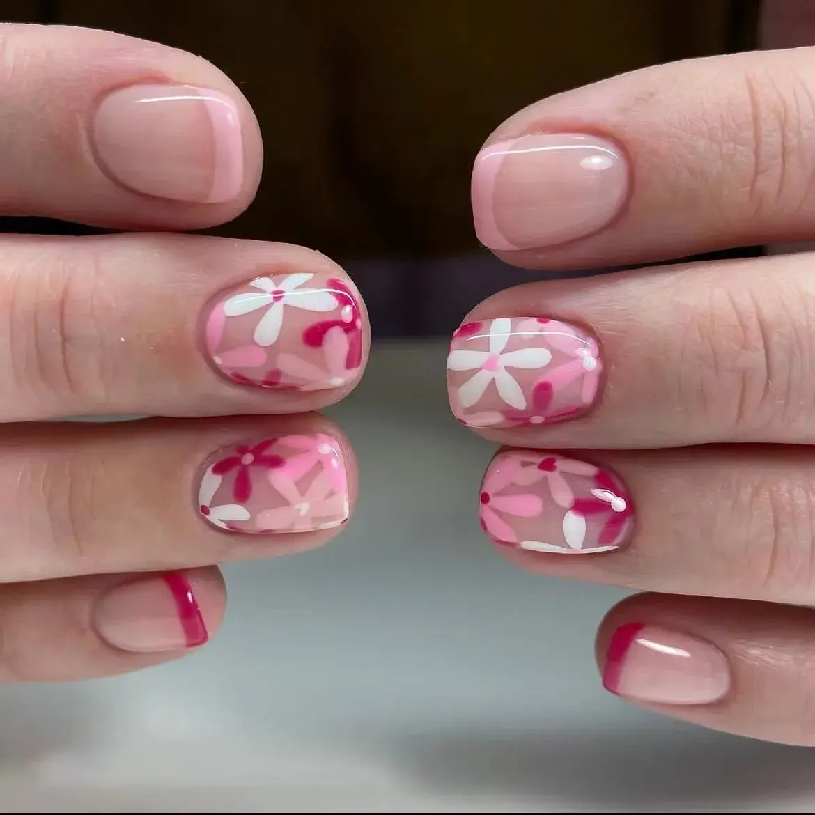 24pcs/box Glossy Short Square Fake Nails Colorful French Tip Press On Nails Flower Pattern Spring Summer False Nails For Women