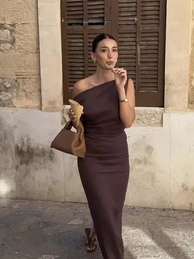 Elegant Off Shoulder Pleated Long Dress Slim Slash Neck Sleeveless Female Party Dresses 2025 Summer Autumn Lady Chic Solid Robes