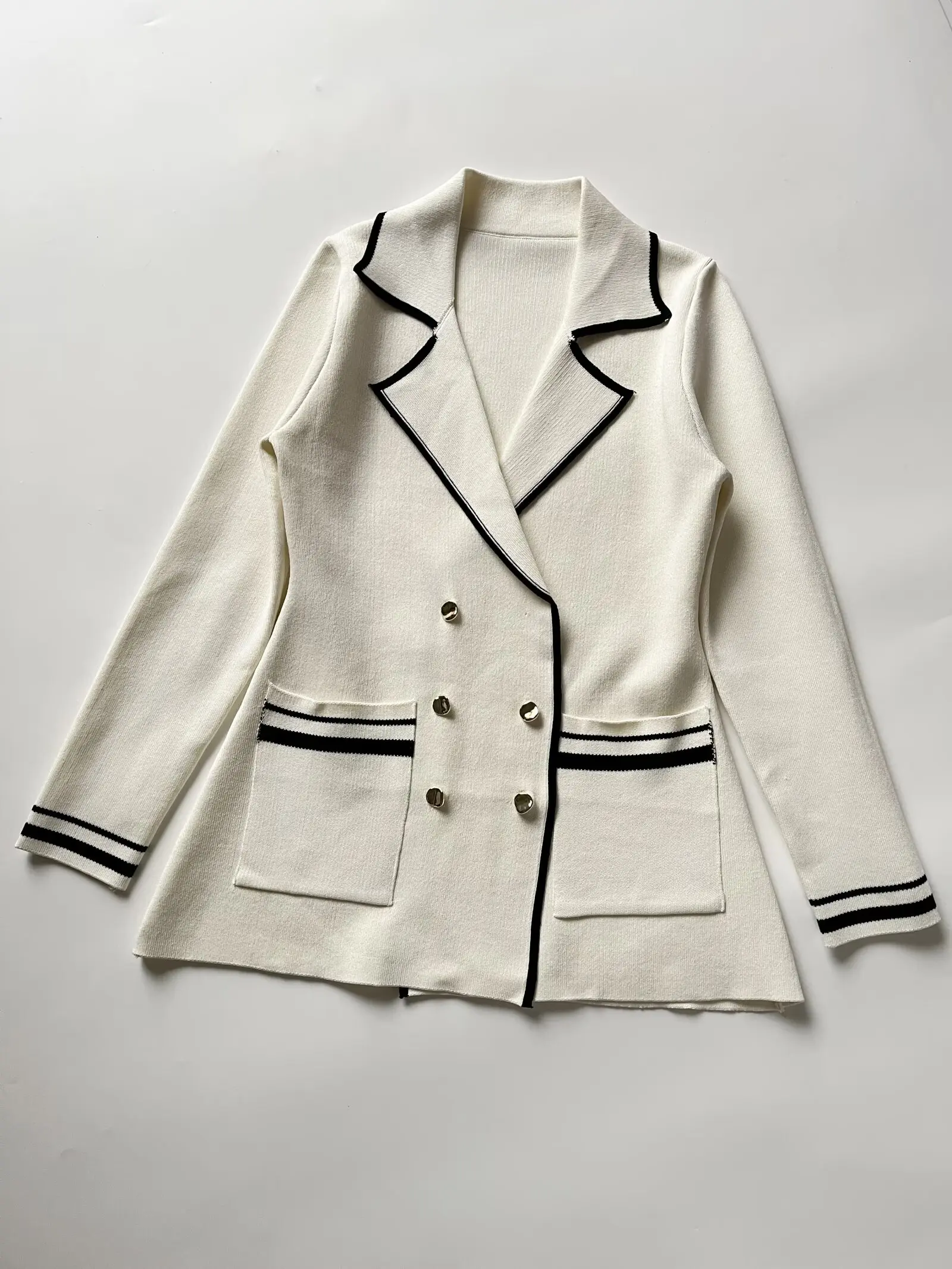 YY2678 25 Spring New Product: Women's College Style Double breasted Knitted Collar Long sleeved Suit Coat 4192026