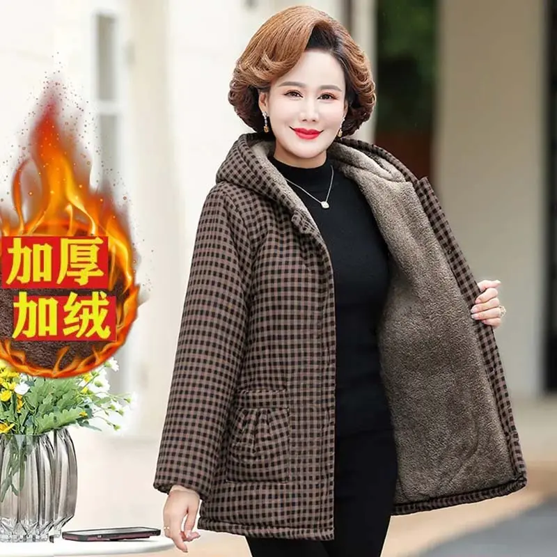 Mother Winter Coat Hooded Middle-Aged Women's Clothing Velvet Thick Cotton-Padded Jacket Women Basic Coat 5XL Female Outerwear