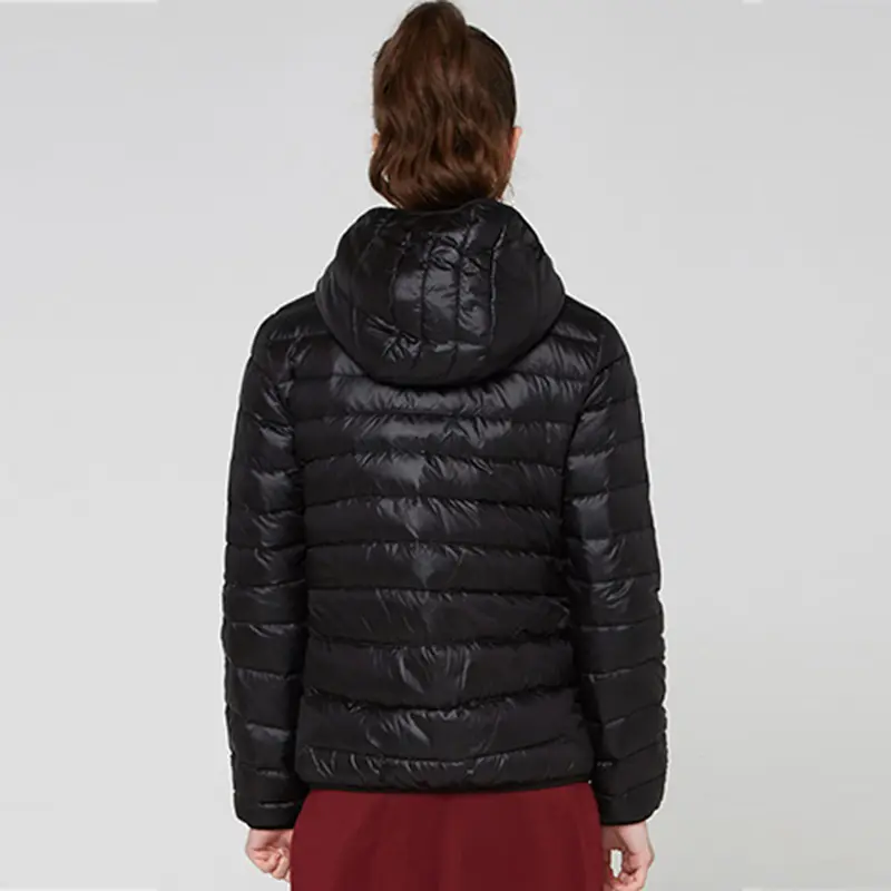 90% Ultra-light Thin Down Jacket Women 2024 Autumn Winter Slim Short Hooded Warm White Duck Down Coat Women Outerwear