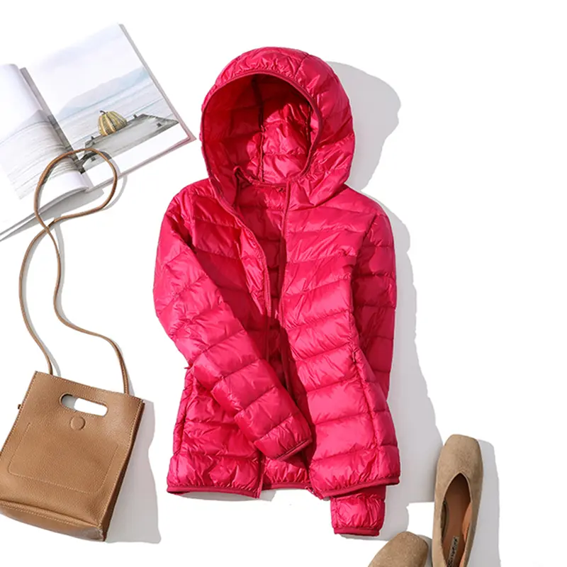 90% Ultra-light Thin Down Jacket Women 2024 Autumn Winter Slim Short Hooded Warm White Duck Down Coat Women Outerwear