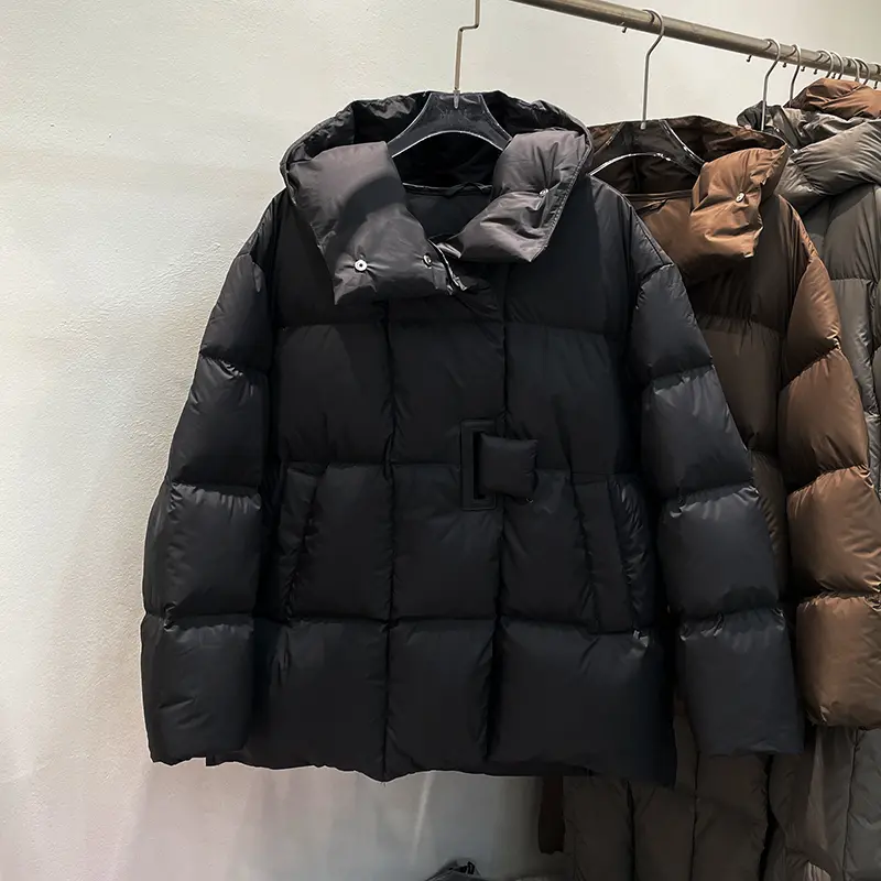 Lagabogy 2025 Winter 90% White Duck Down Coat For Women Mid-Length Hooded Thick Puffer Jacket Female Button Design Loose Parkas