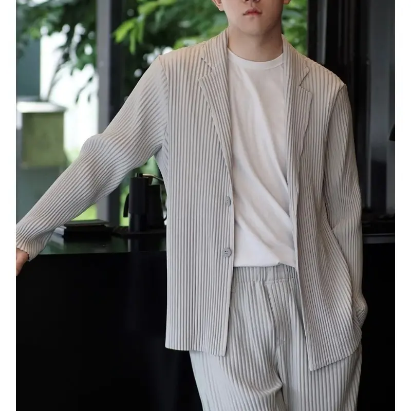 New Miyake Pleated Men Blazer Plisse Jacket Casual Simple Blazers Single Breasted Suit Japanese Stretch Fabric Coat Wrinkle-Free
