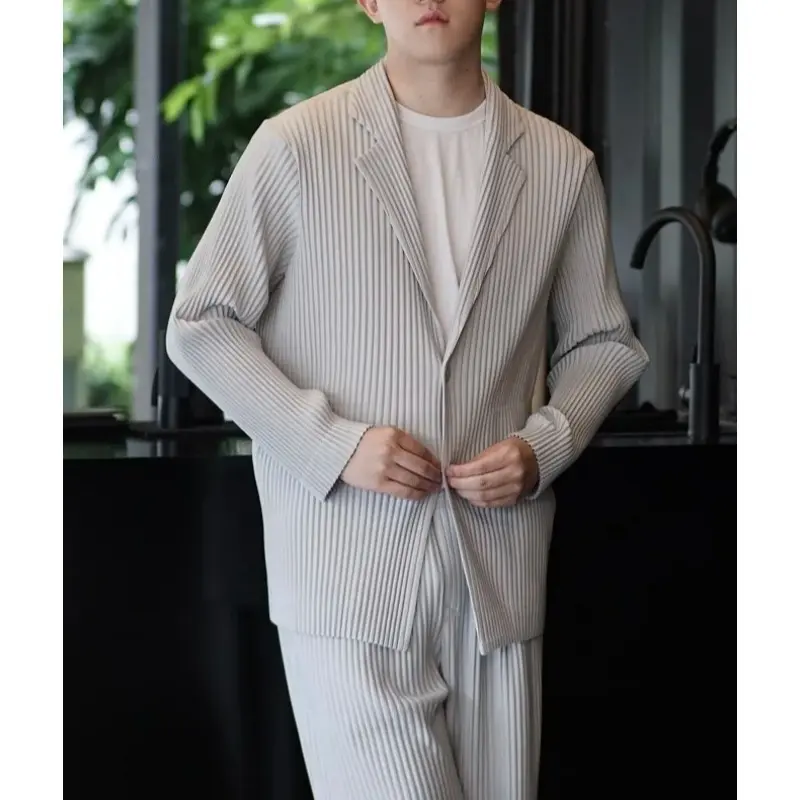 New Miyake Pleated Men Blazer Plisse Jacket Casual Simple Blazers Single Breasted Suit Japanese Stretch Fabric Coat Wrinkle-Free