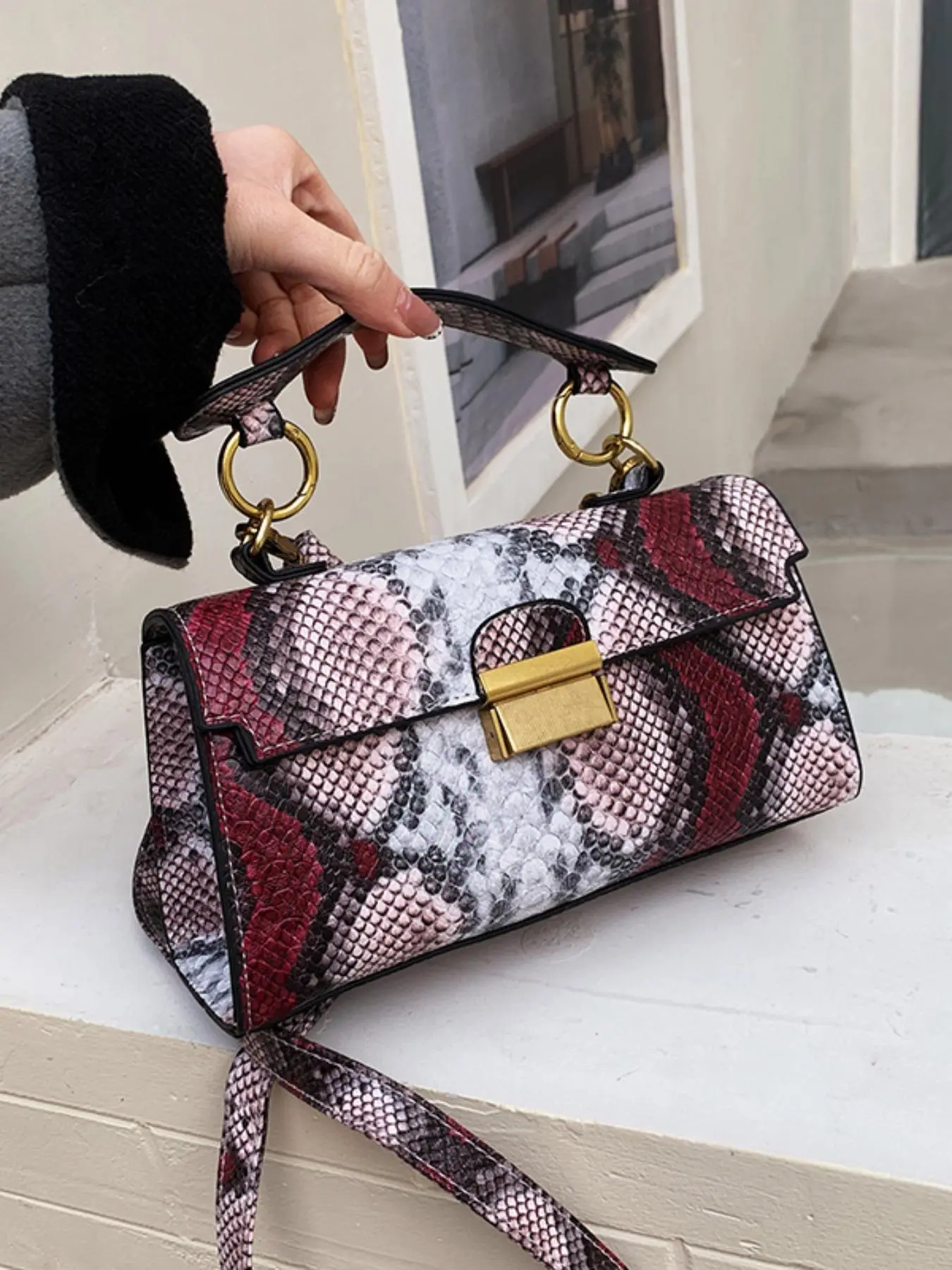 fashionable high-end texture light luxury snake print niche design versatile handhold bag shoulder bag crossbody bag armpit loc