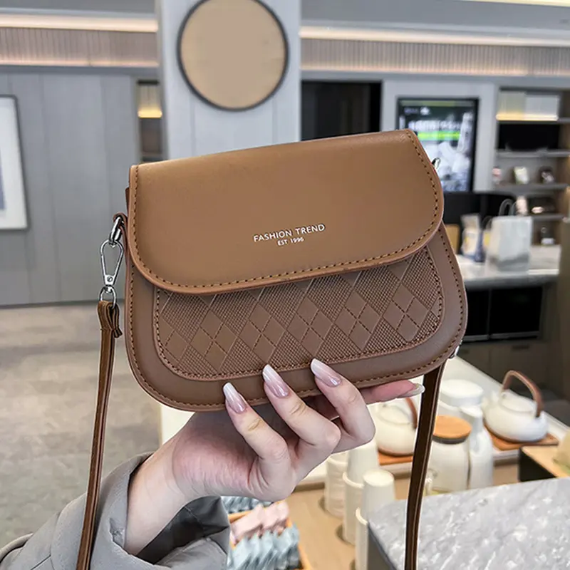 Luxury Flap Saddle Shoulder Bag For Women PU Leather Messenger Vintage Brand Ladies Crossbody Bag