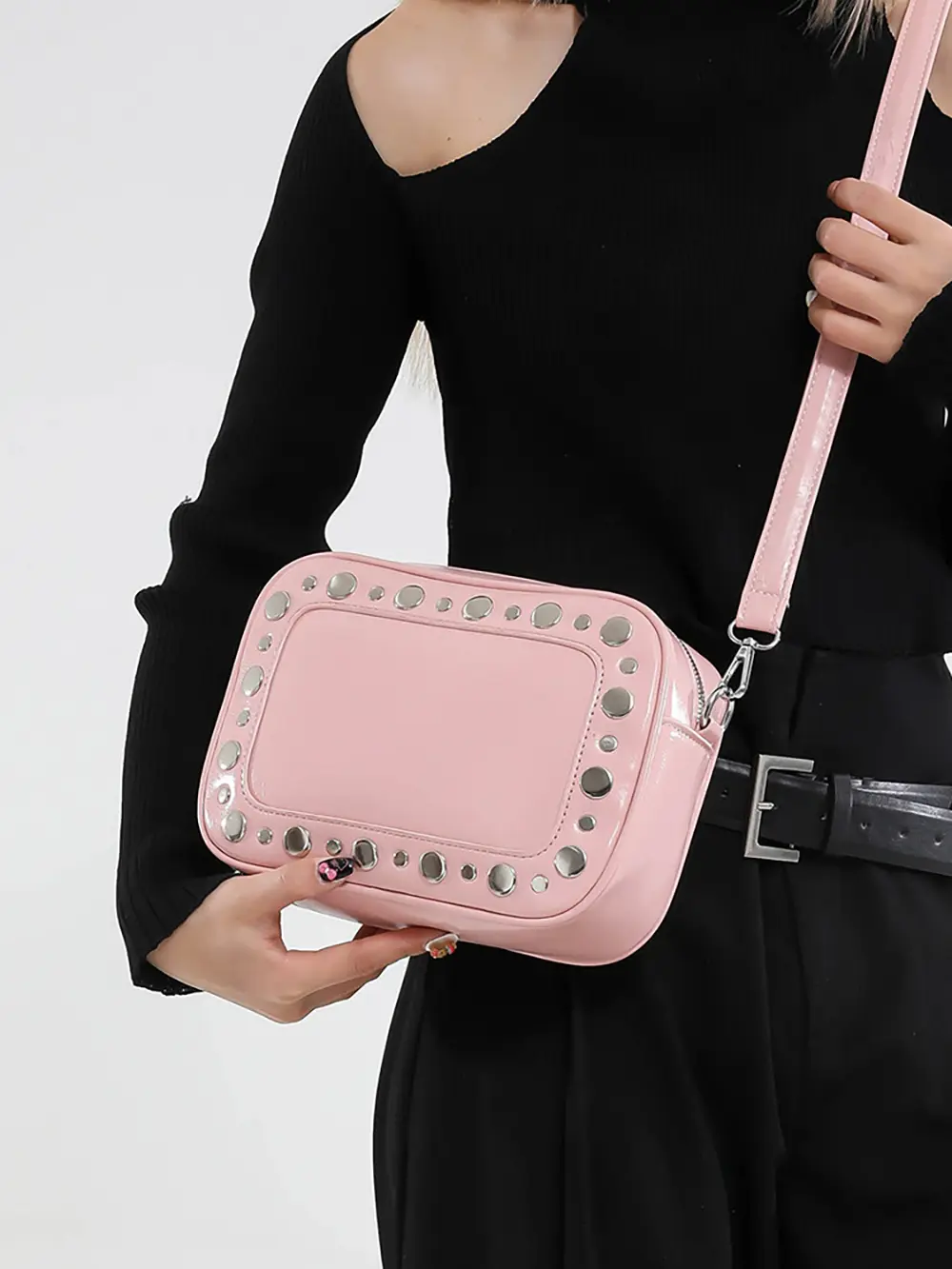 Creative Rivet Camera Bag Women Outdoor Casual Square Crossbody Bags Simple Solid Color Trendy Burgundy Shoulder Bags Day Pack