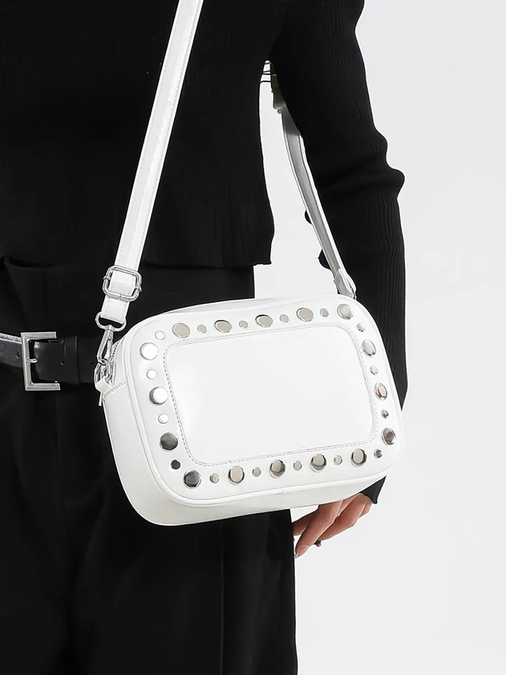 Creative Rivet Camera Bag Women Outdoor Casual Square Crossbody Bags Simple Solid Color Trendy Burgundy Shoulder Bags Day Pack