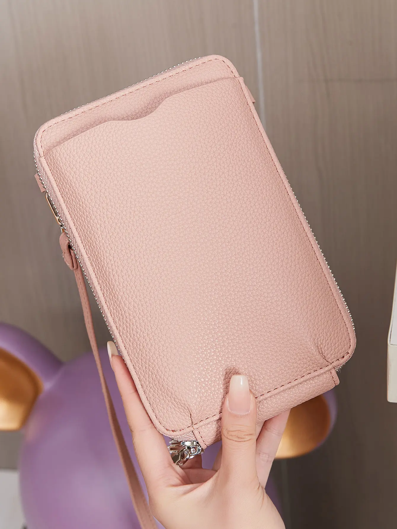 Classic and minimalist women's handbag fashionable PU leather large capacity shoulder bag solid color crossbody zipper phone bag