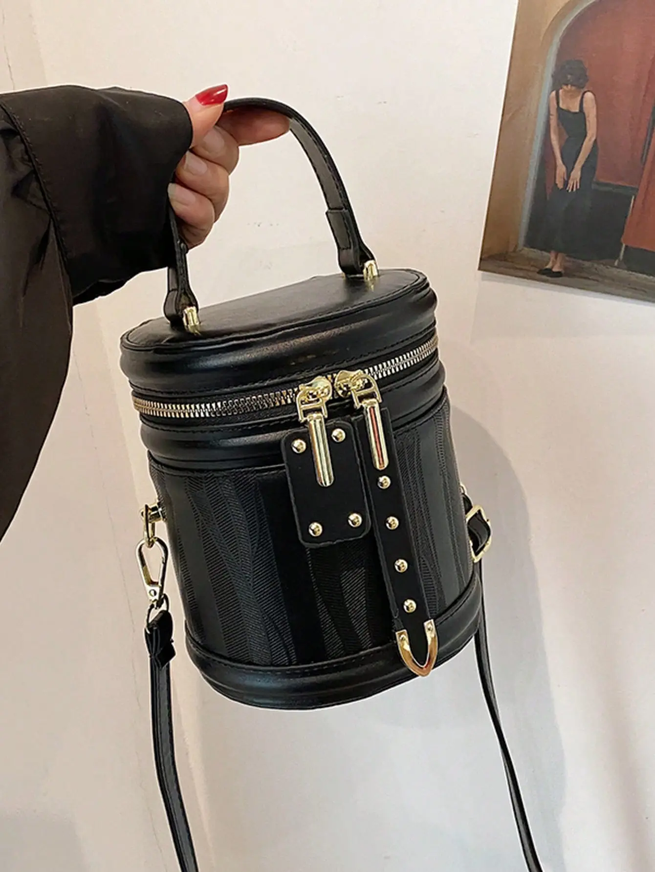 Bag Female Fashion Niche CylinderHandbag Bucket Bag New Senior SenseShoulder Crossbody Bag Change LipstickBox