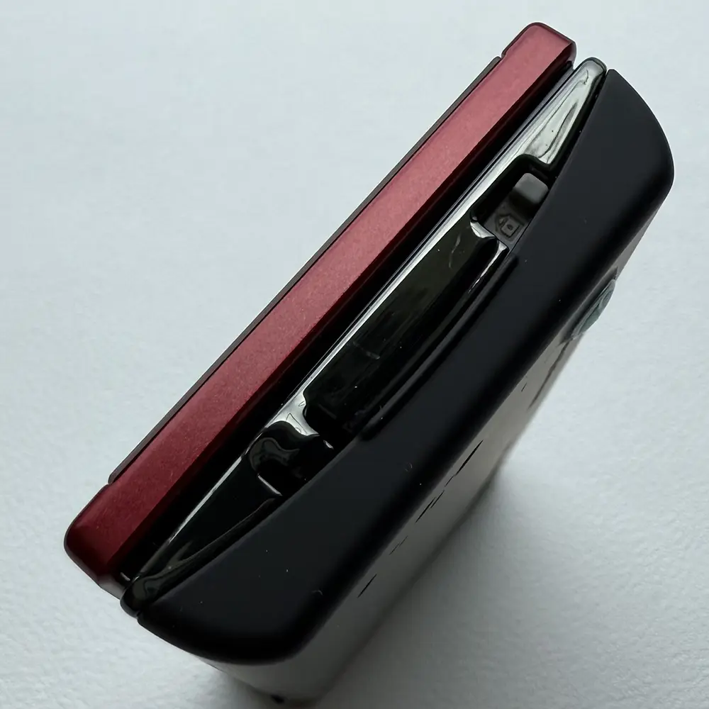 Original Sony Ericsson W705 GSM 2G 3G Slider Mobile Cell Phone 2.4'' 3MP Camera Unlocked CellPhone.Only English Keyboard.