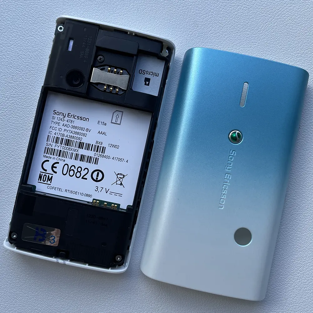Sony Ericsson X8 Original  Phone Unlocked Smartphone Android  Wi-Fi 3.0 inch phone