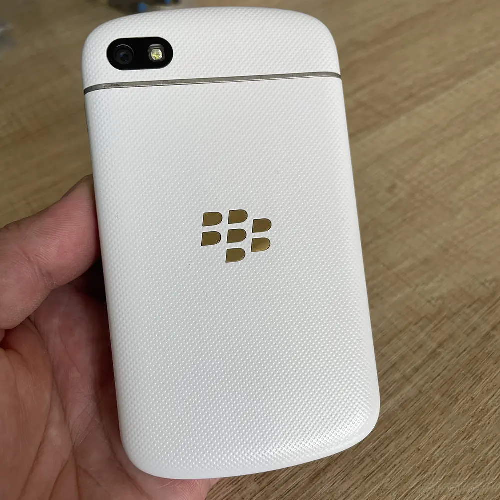 Original Blackberry Q10 4G Mobile Phone Arabic Keyboard 3.1" 2GB RAM 16GB ROM 8MP Dual Core Cellphone BlackBerryOS SmartPhone