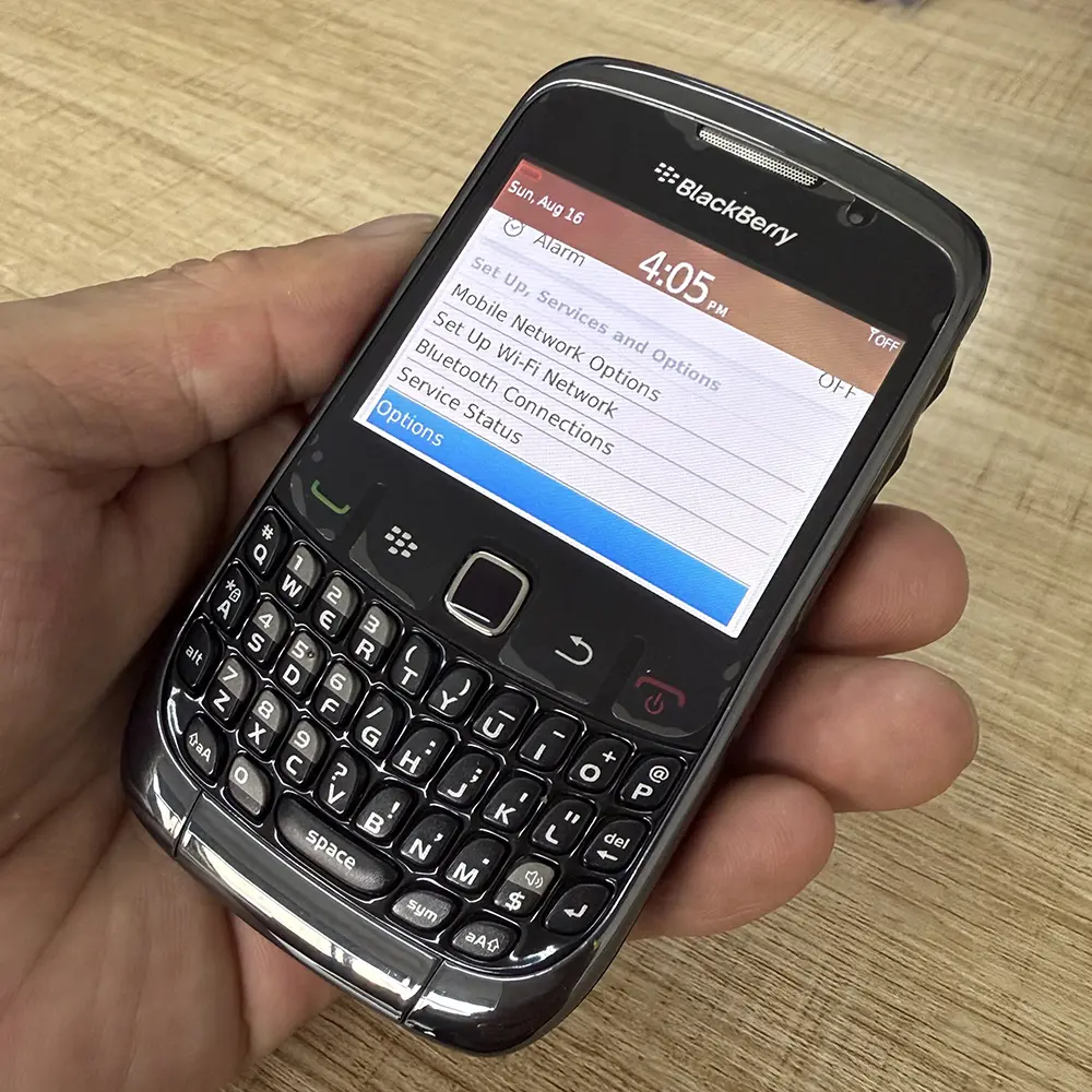Original BlackBerry Curve 9300 3G Mobile Cell Phone 2MP 2.46'' TFT Display WIFI BlackBerry OS CellPhone Unlocked