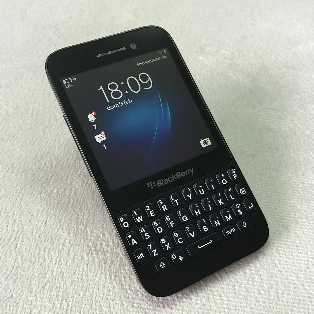 Blackberry Q5 Unlocked Original 2GB RAM 8GB ROM GSM 4G LTE Mobile Cell Phone 5MP Camera WIFI QWERTY English Arabic Keyboard