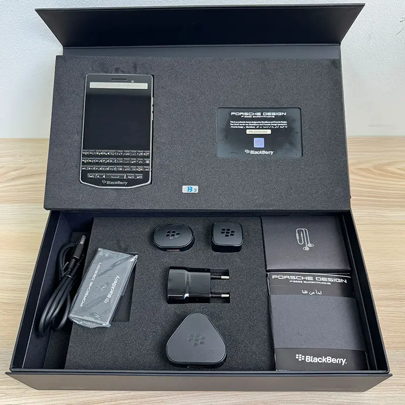 BlackBerry Original PORSCHE DESIGN P'9983 Cellphone 64GB 2GB RAM 8MP Camera Arabic Keyboard Unlocked Phone Bluetooth Supported