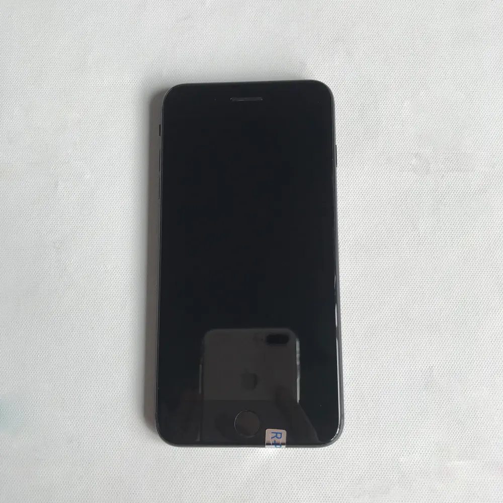 5.5" Original iPhone 8 Plus Mobile Phone Retina Display 64GB/256GB ROM 12MP A11 Bionic Chip Hexa-Core 4G LTE Smart Phone