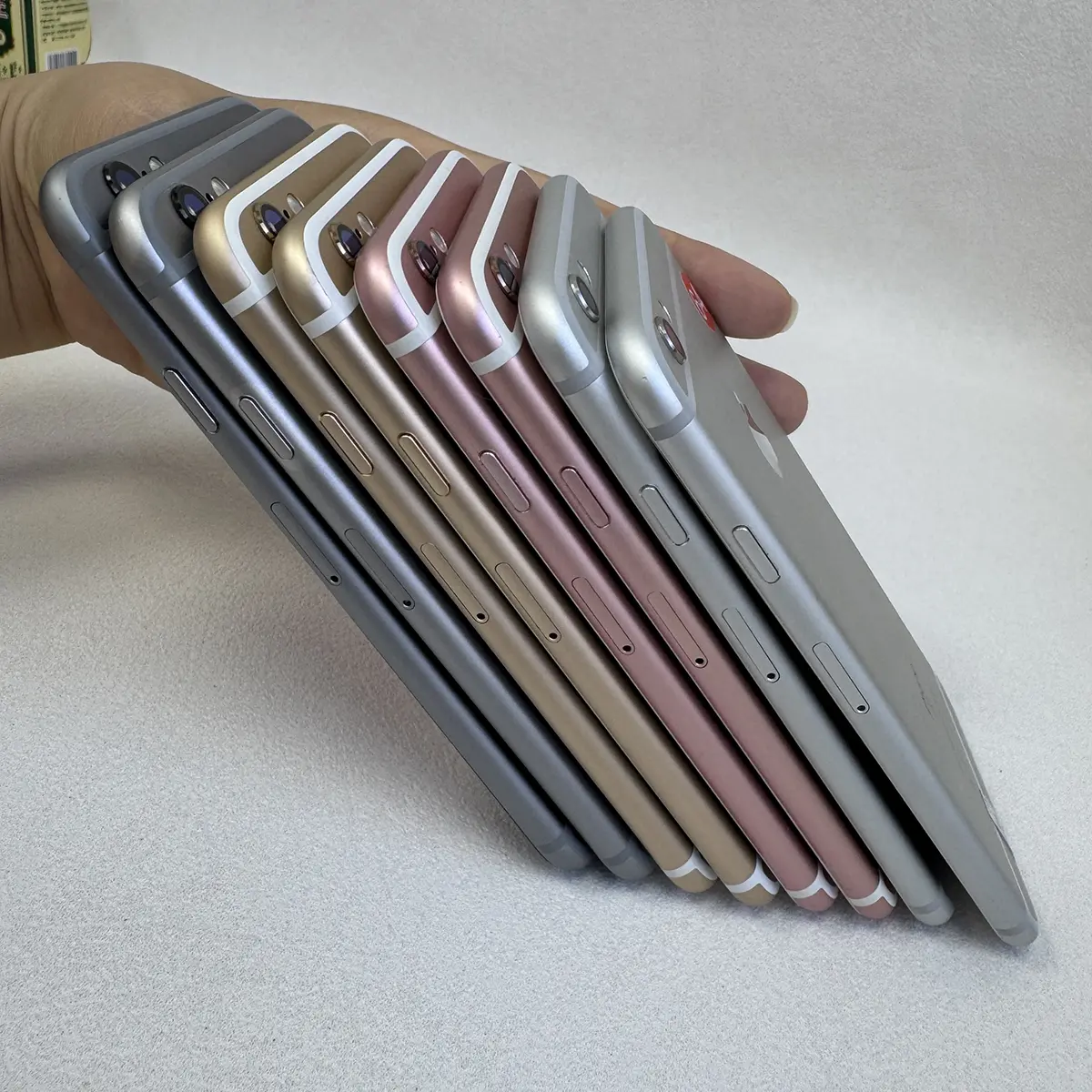 100% Original Apple iPhone 6S Mobile Phone 16/64/128GB ROM 2GB RAM 12MP 4G LTE Unlocked 4.7inch Dual Core IOS CellPhone