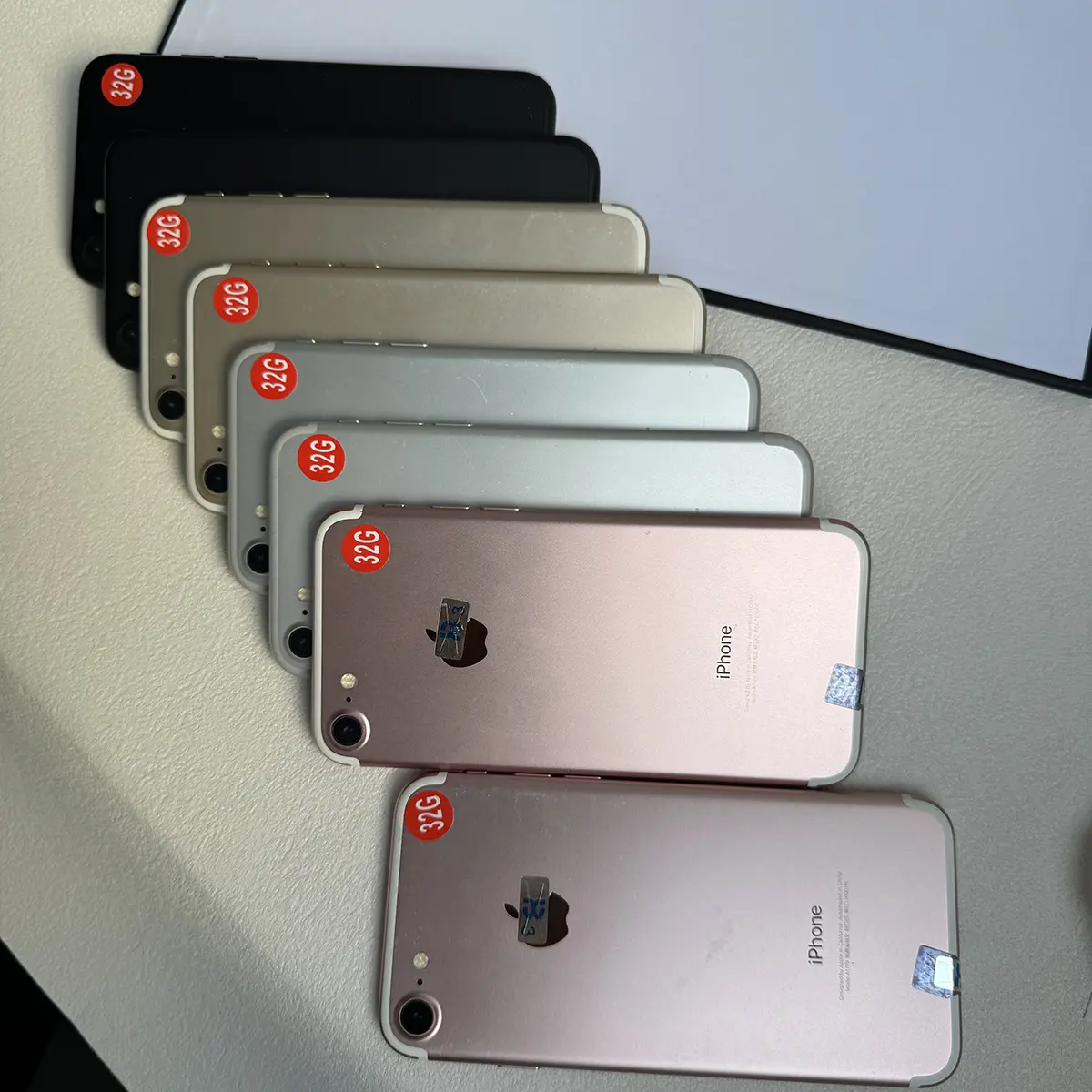 Original 4.7'' iPhone 7 4G LTE Cellphone Unlocked Quad Core 12MP 32GB/128GB/256GB ROM 2GB RAM IOS Smartphone