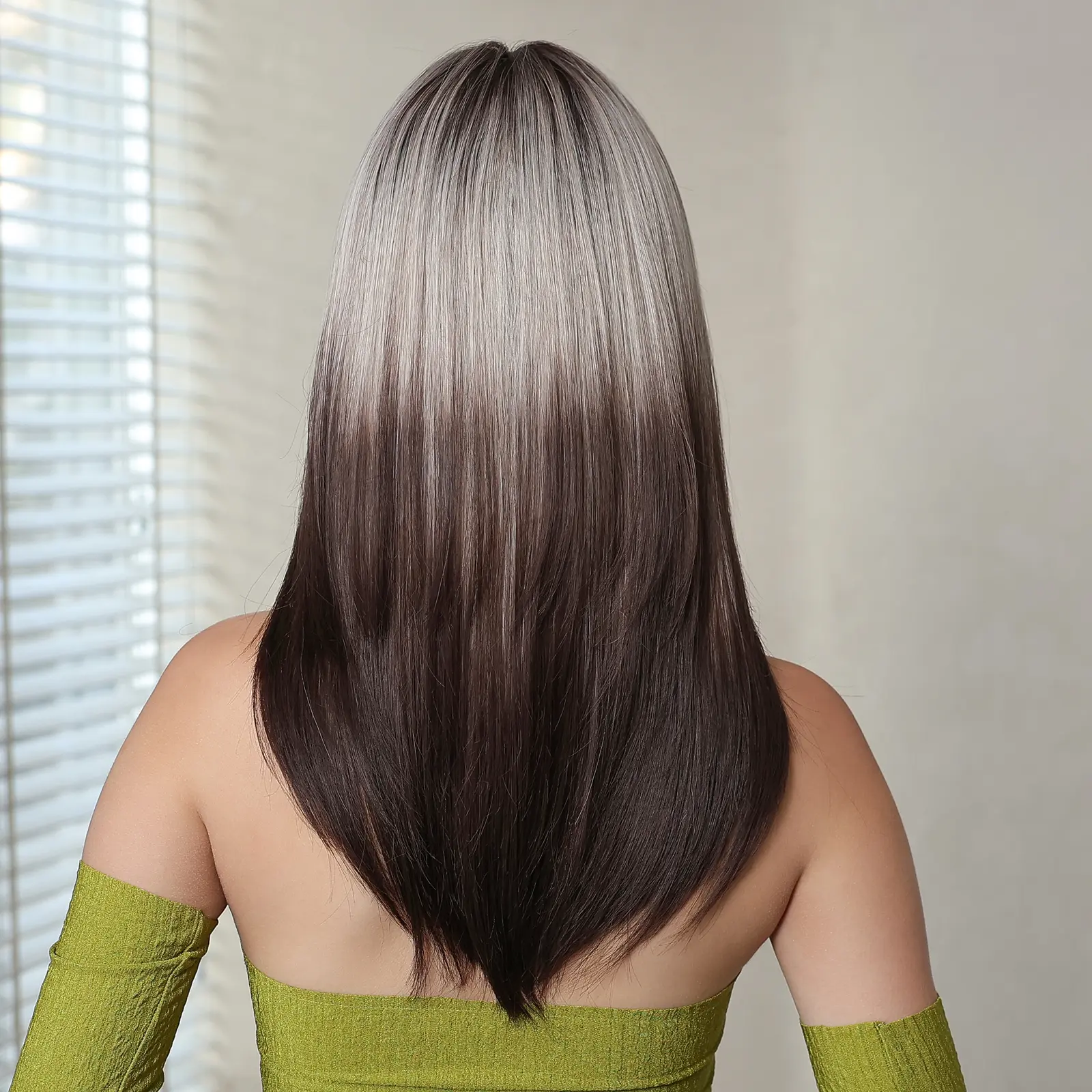 Ombre Black Brown to Gray White Straight Wigs for Women Long Layered Synthetic Wig With Bangs Heat Resistant Fiber Wig for Daily