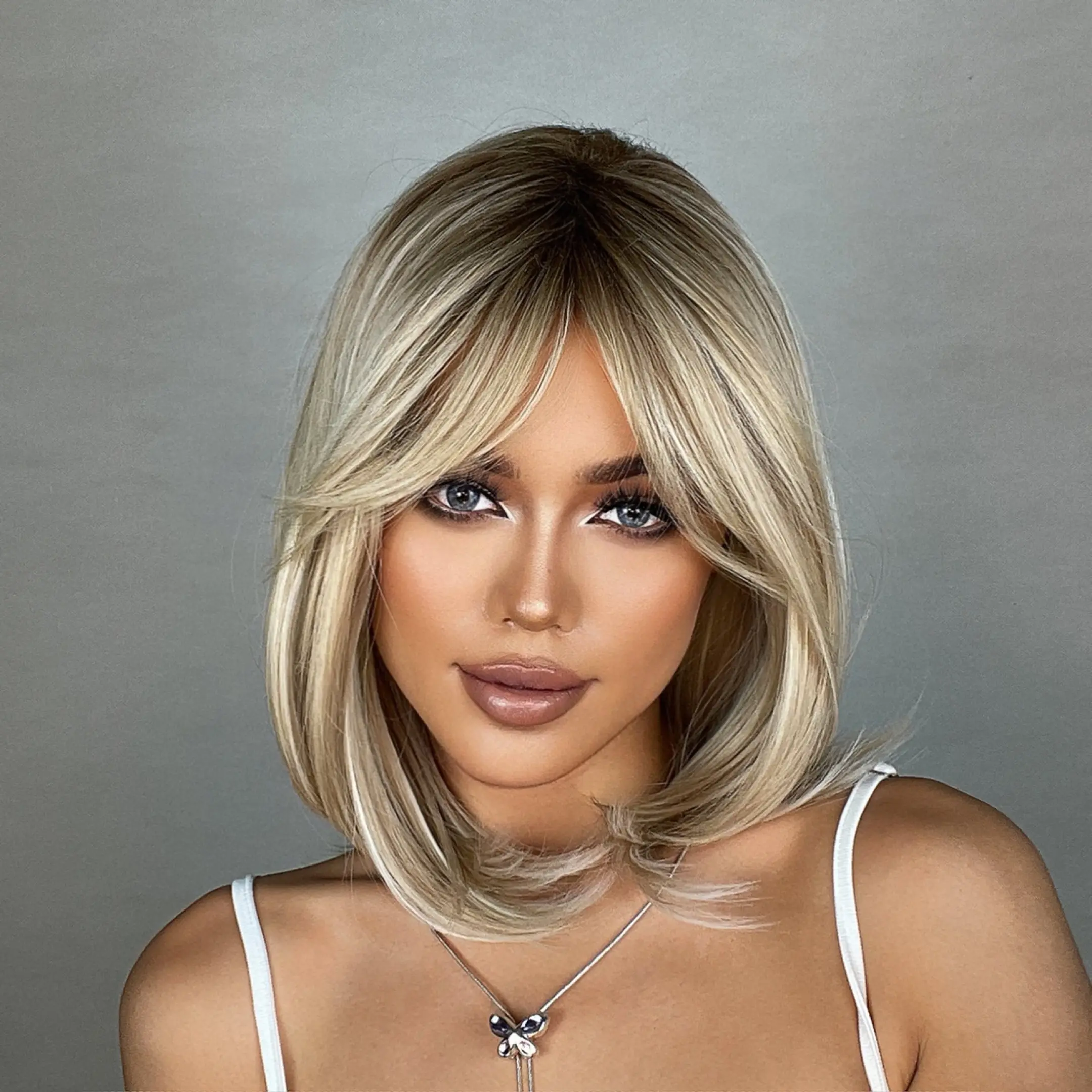 Ombre Brown Blonde Natural Synthetic Wigs With Bangs For Women Daily Cosplay Use Short Straight Bob Hair Wig Heat Resistant
