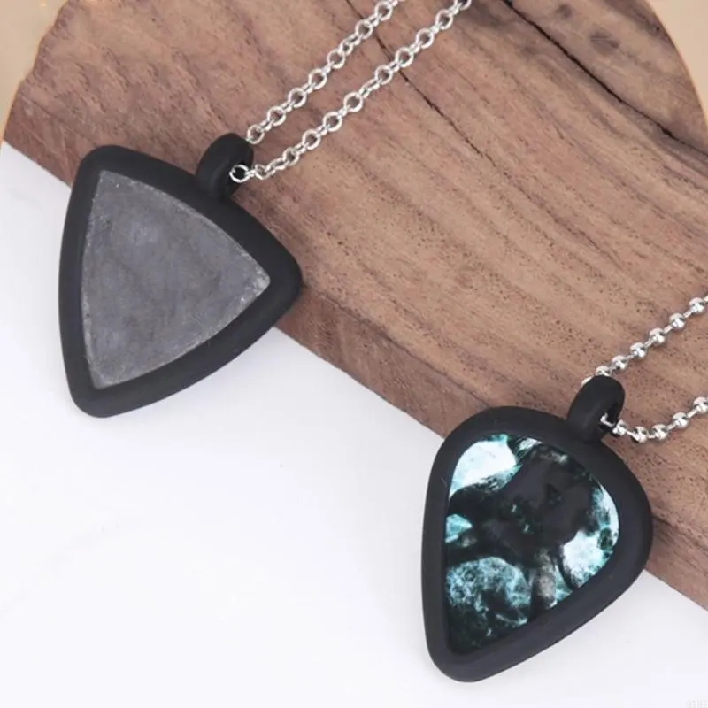 Silicone Musical Jewelry Guitar Picks Necklace Storage Solution Fashion Chain Necklace Suitable for Bass Players Present
