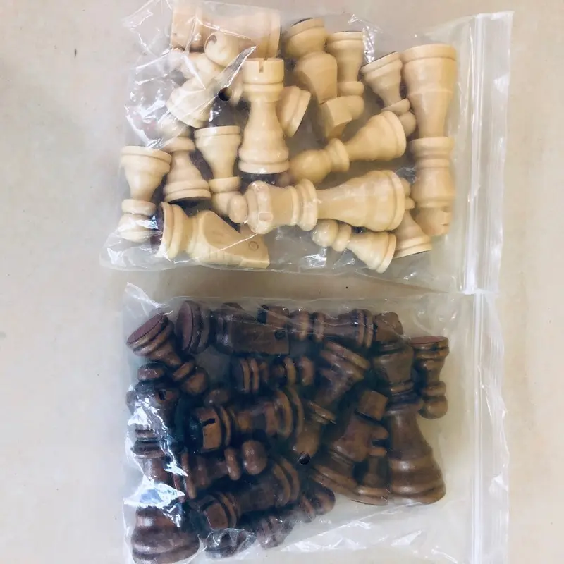 A Set of New 2021 Hot-selling Chess Pieces Original Solid Wood 3 Inch Brown and Wood