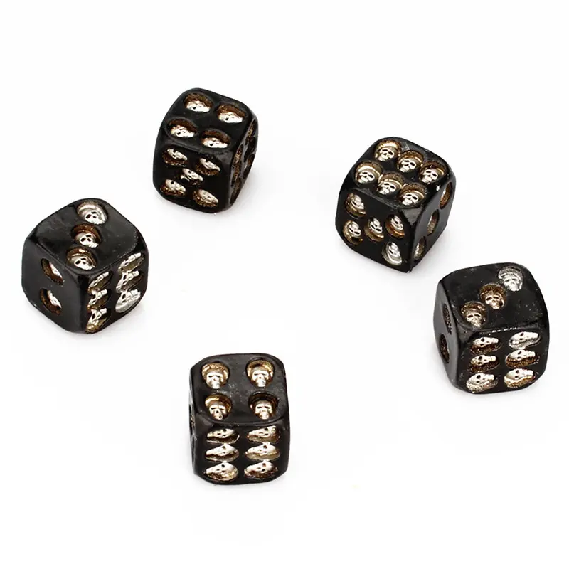 5Pcs/pack 18mm New Exotic Black Dice Gold Silver Skull Dice Set Game Creativity Festive party Entertainment Funny toys