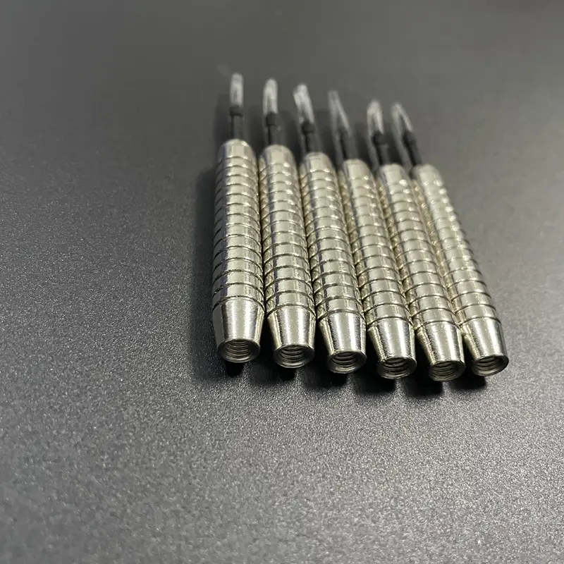 12 pcs uniquely shaped dart pins, 20g / 0.7-ounce iron material, electroplated dart accessories, black steel tips