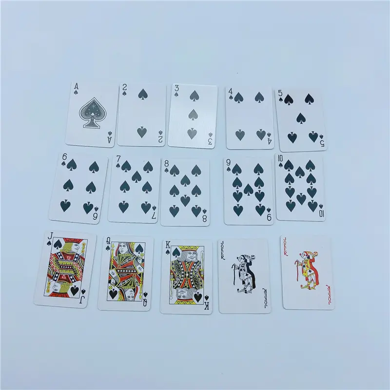 Cute MINI Miniature Games Poker Mini Playing Cards 40X28mm Miniature For Dolls Accessory Home Decoration High Quality
