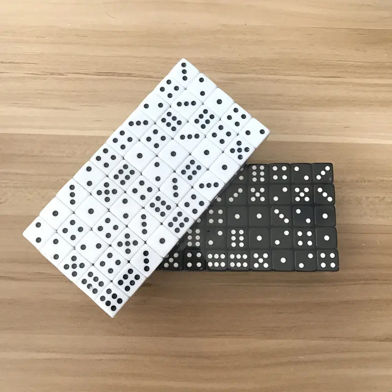 Yernea 100Pcs High-quality 14mm Dice Black and White Square Corner RPG Dice Set Puzzle Dice Wholesale Club Party Game