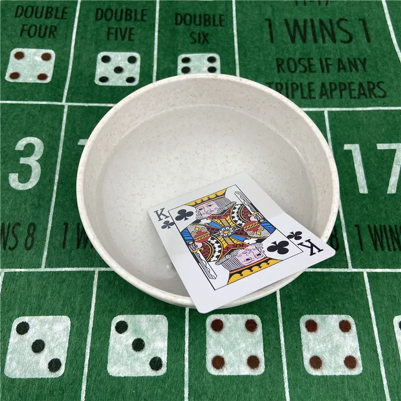1pcs Playing Cards PVC Pokers Plastic Baccarat Texas Hold'em Poker Cards Board Games Waterproof Wearable Card Game Baralho Deck