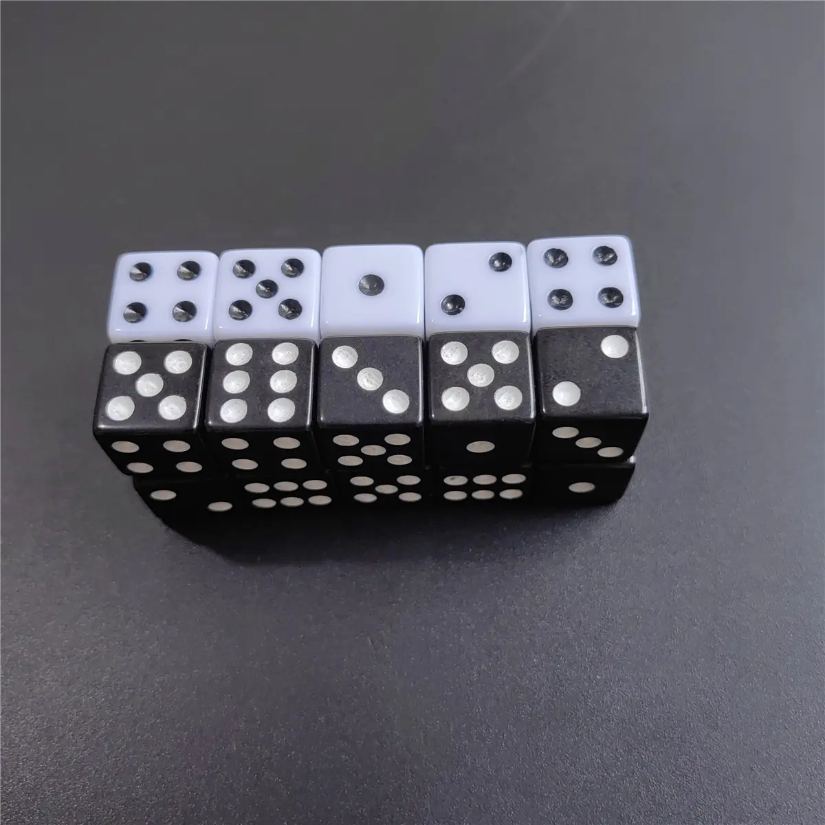 10 Pcs/set 14mm/0.63inch Acrylic Six Sided Standard Dice For Table Games, Party, Club Board Game