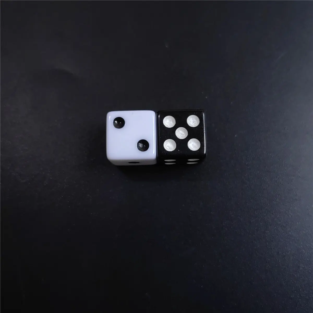 10 Pcs/set 14mm/0.63inch Acrylic Six Sided Standard Dice For Table Games, Party, Club Board Game