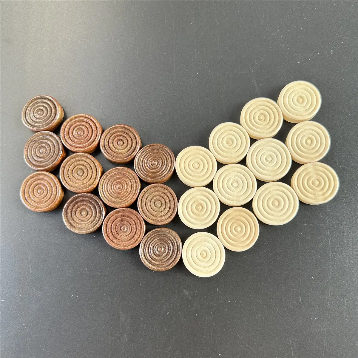 24pcs/set of 2.5cm/0.98inch round Wooden Checkers Round International Checkers Pieces Used for Board Game Backgammon Accessories
