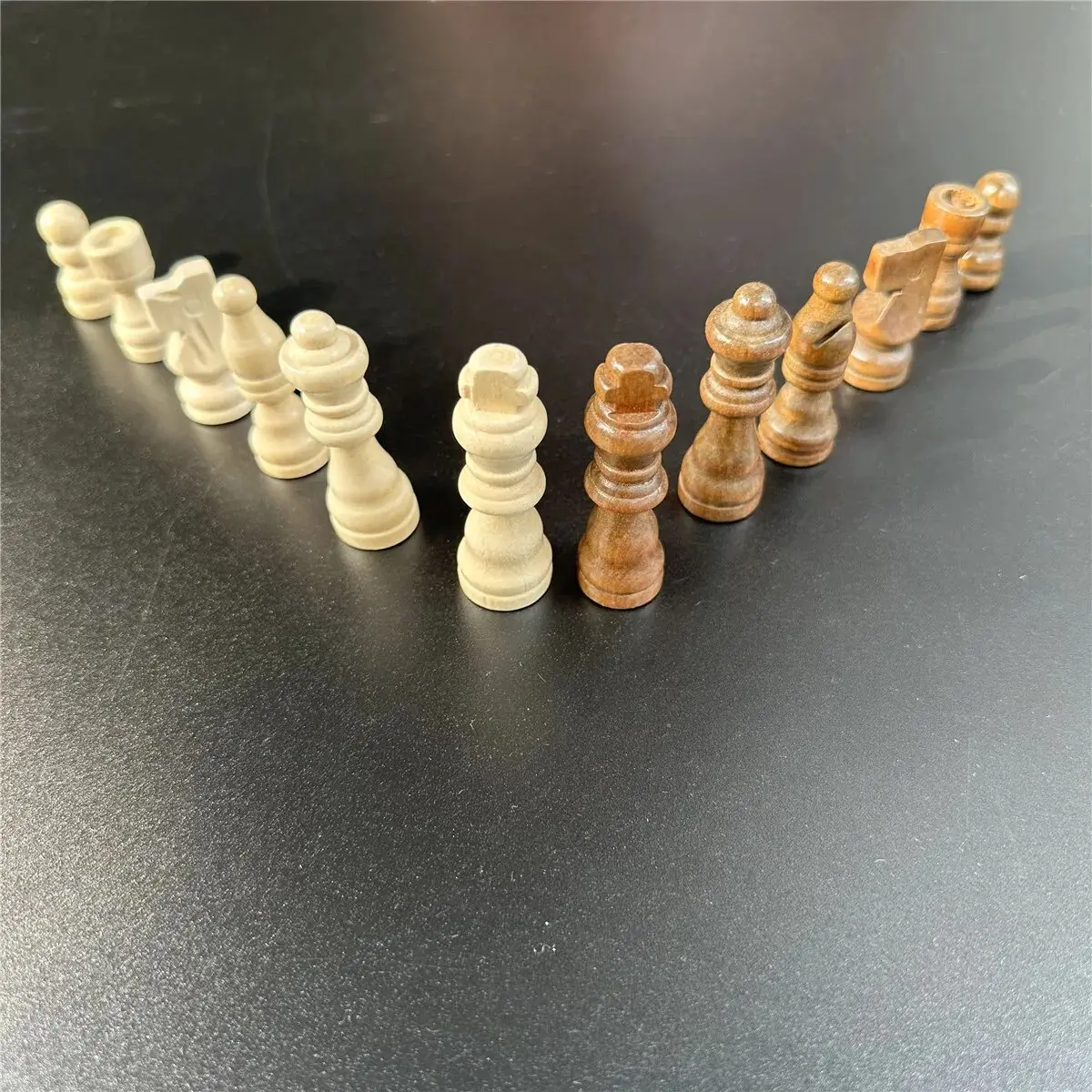 2.5-inch Chess Pieces New Advanced Solid Wood Pieces Set 32 Pieces Table Puzzle Entertainment Game