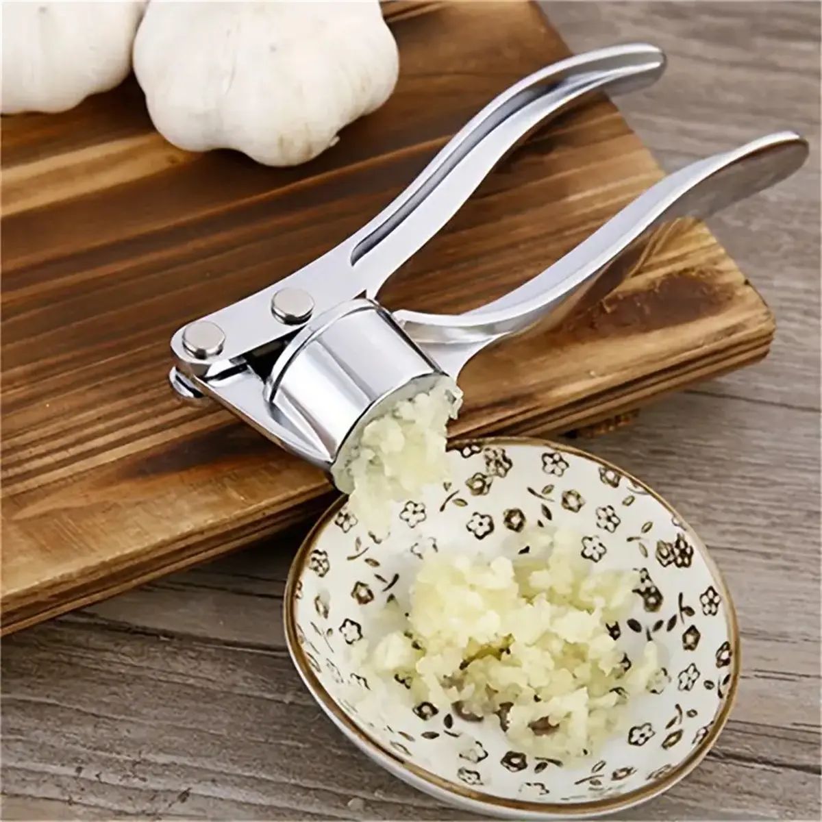 Garlic Press Crusher Mincer Kitchen Stainless Steel Garlic Smasher Squeezer Manual Press Grinding Tool Kitchen Accessories