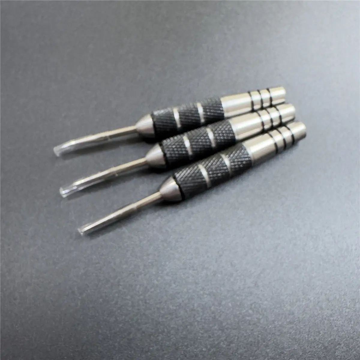 3pcs/set Of High Quality Stainless Iron Dart Needle 4.5mm/0.18in Screw Interface Sports Entertainment Dart Accessories Steel Tip
