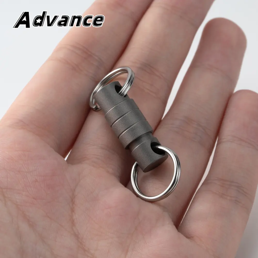 Quick Release Keychain Buckle Outdoor EDC Key Ring Titanium Keychain Outdoor Tool