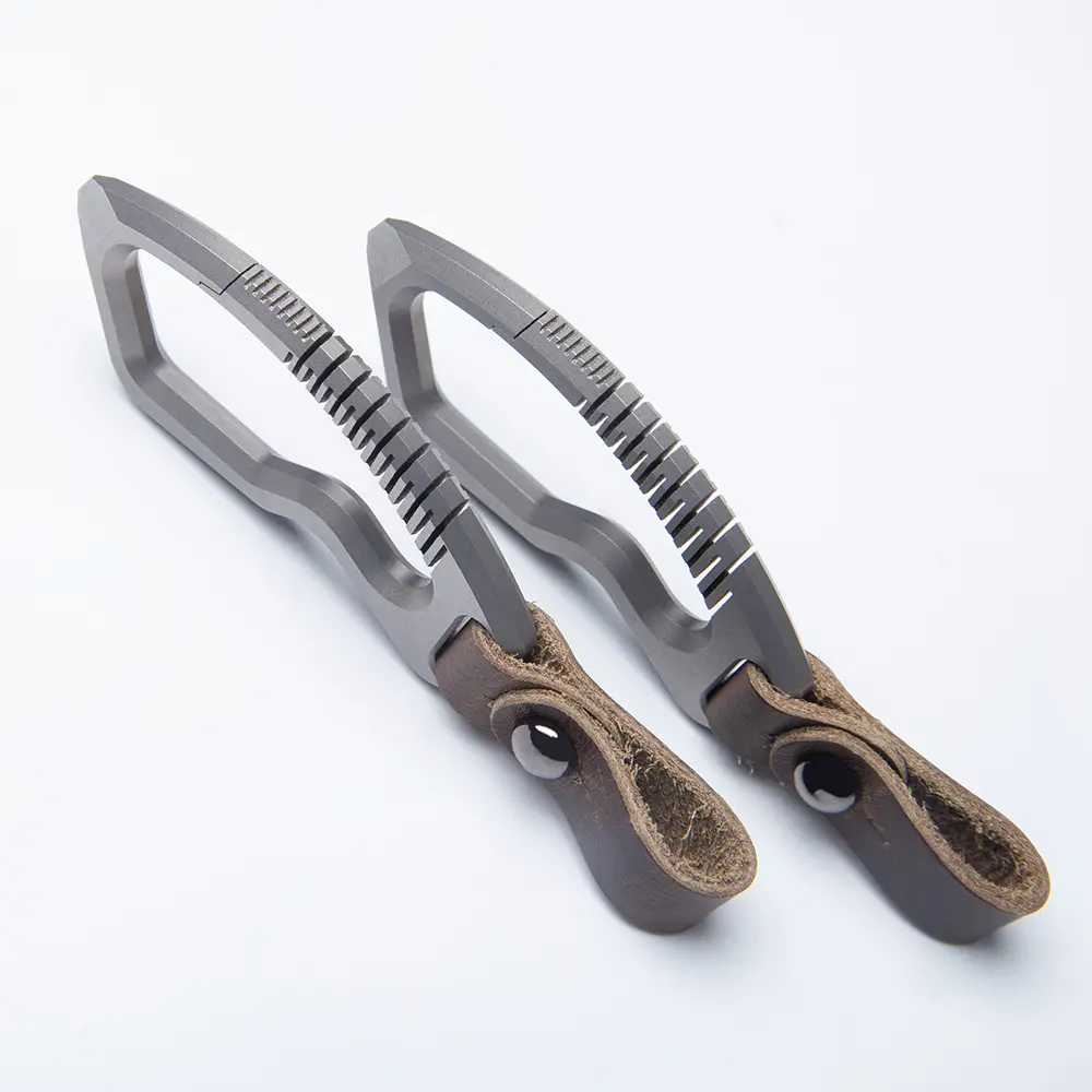 Titanium Alloy Buckle Leather Keychain Car Key Ring Multitool Portable Crowbar EDC Outdoor Tool Gift