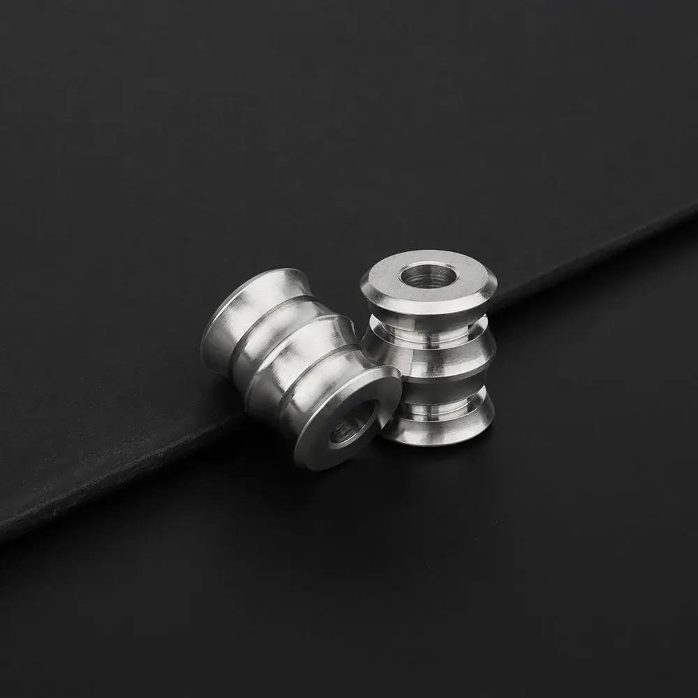 Titanium Alloy Knife Beads Titanium Umbrella Rope Paracord Tail Bead Silvery Drop Cool Shape Keyring Pendant Accessories