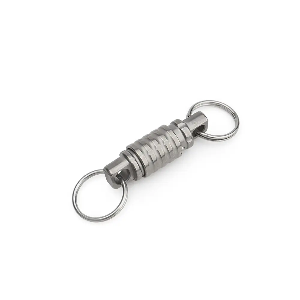 Titanium Alloy Car Keychain Buckle Rotating Keyring Outdoor Tool EDC Accessories