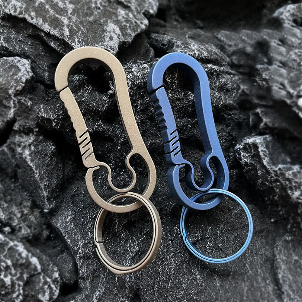 Titanium Alloy Buckle Multifunctional Outdoor Hook Buckle EDC Car Keychain Hiking Accessories