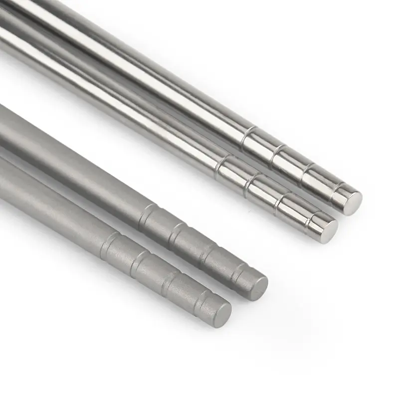Titanium Chopsticks Reusable Travel Non-slip Chopsticks Camping Picnic Tableware Titanium Alloy Solid Chopstick