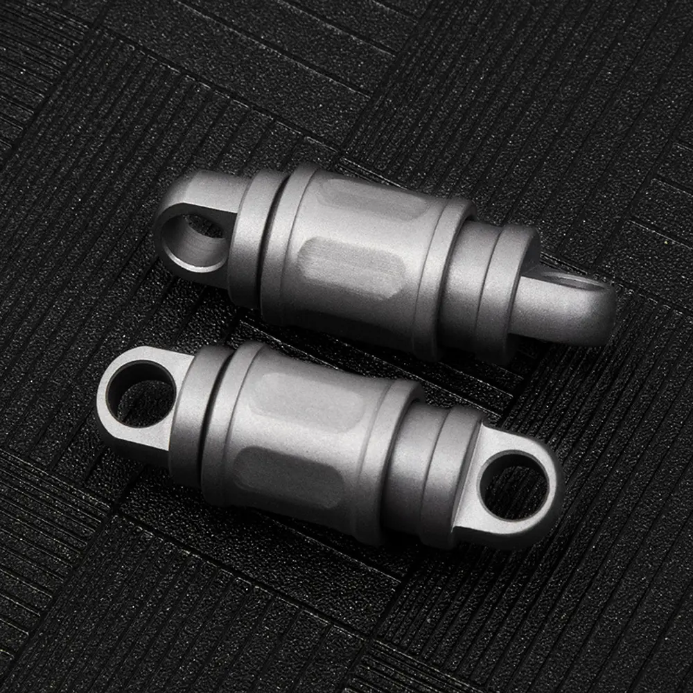 Titanium Alloy Rotate Buckle Mini Universal Swivel Keychain Outdoor Tool EDC