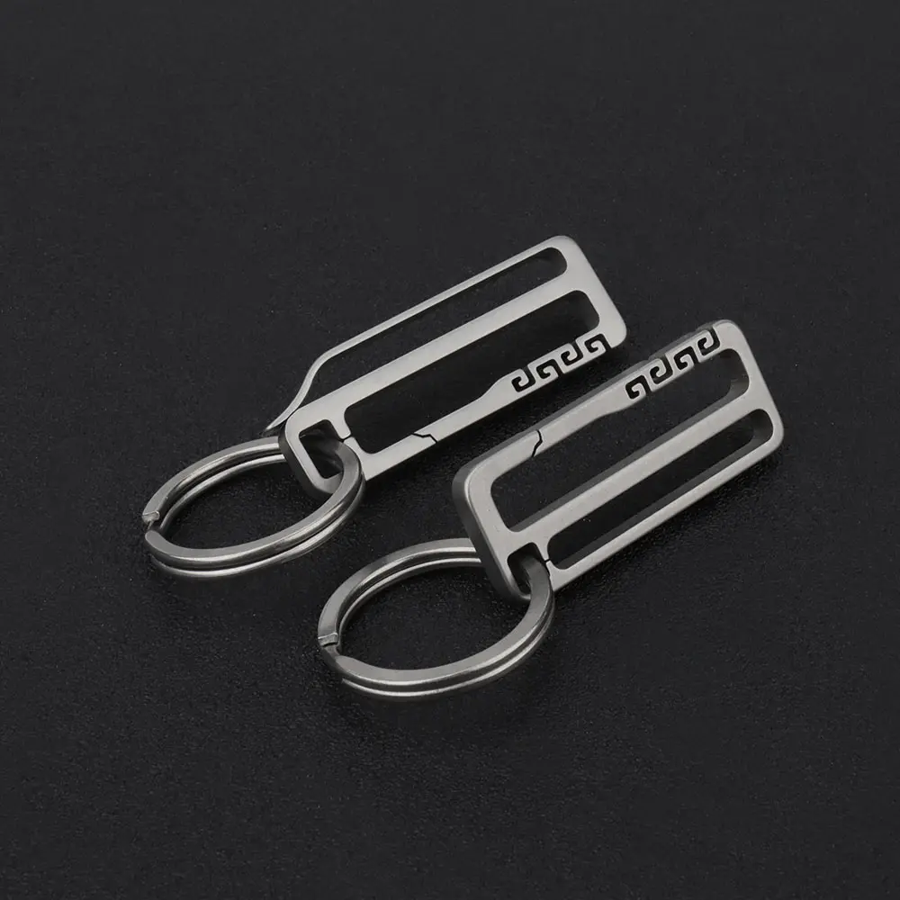 EDC Belt Buckle Outdoor Tool Titanium Alloy Keychain Buckle Men's Waist Hanging Ring
