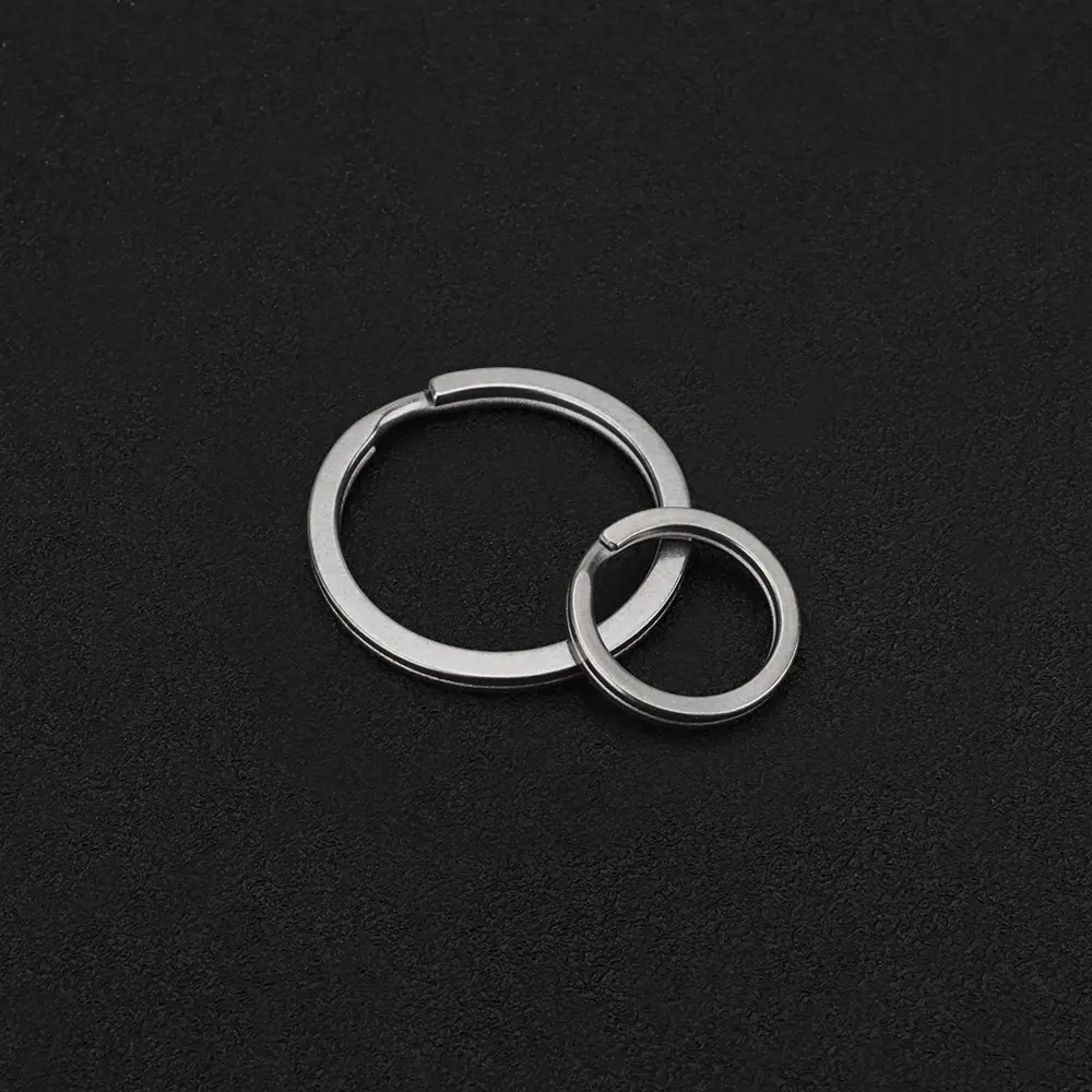 18mm/30mm Titanium Alloy Ring Keychain Car Keyring Outdoor Tool EDC Buckle