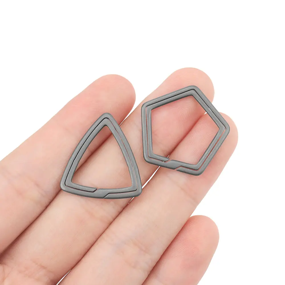Pentagram Triangle Shape Titanium Alloy Keyring Portable Keychain Buckle Accessories Outdoor EDC Tool